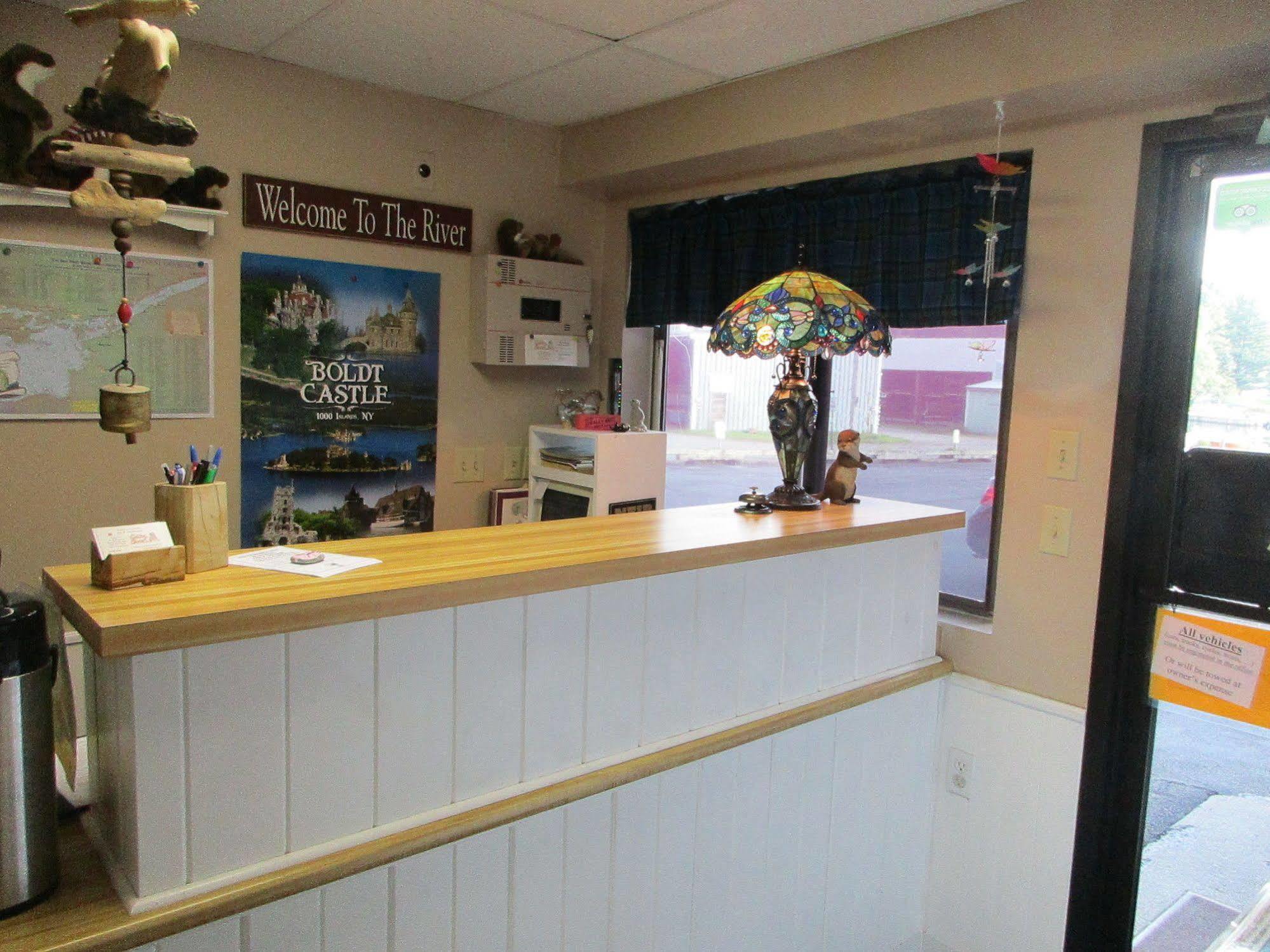 Otter Creek Inn อเล็กซานเดรียเบย์ ภายนอก รูปภาพ