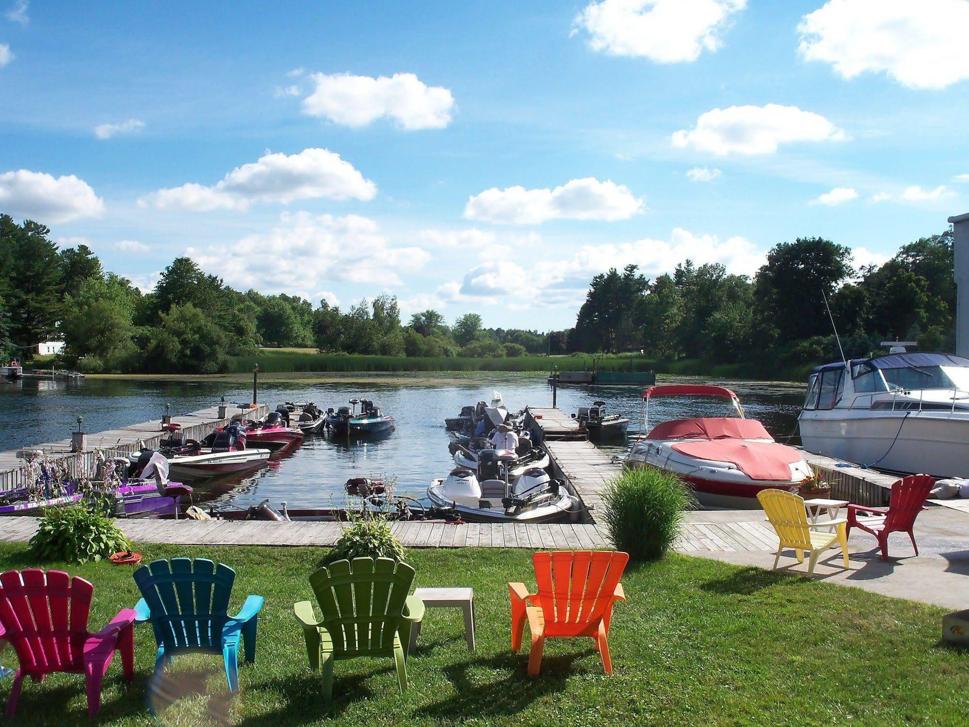 Otter Creek Inn อเล็กซานเดรียเบย์ ภายนอก รูปภาพ
