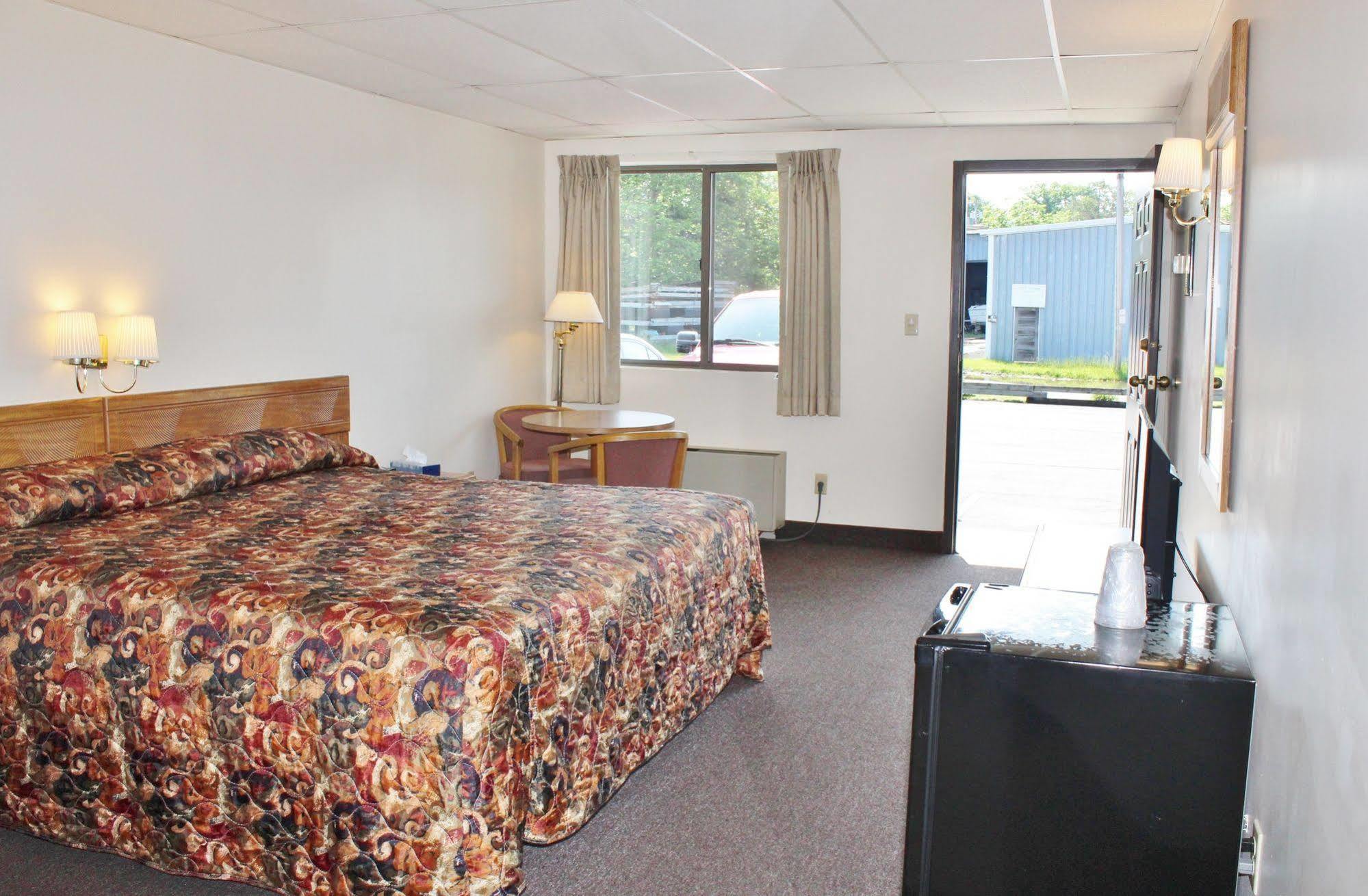 Otter Creek Inn อเล็กซานเดรียเบย์ ภายนอก รูปภาพ